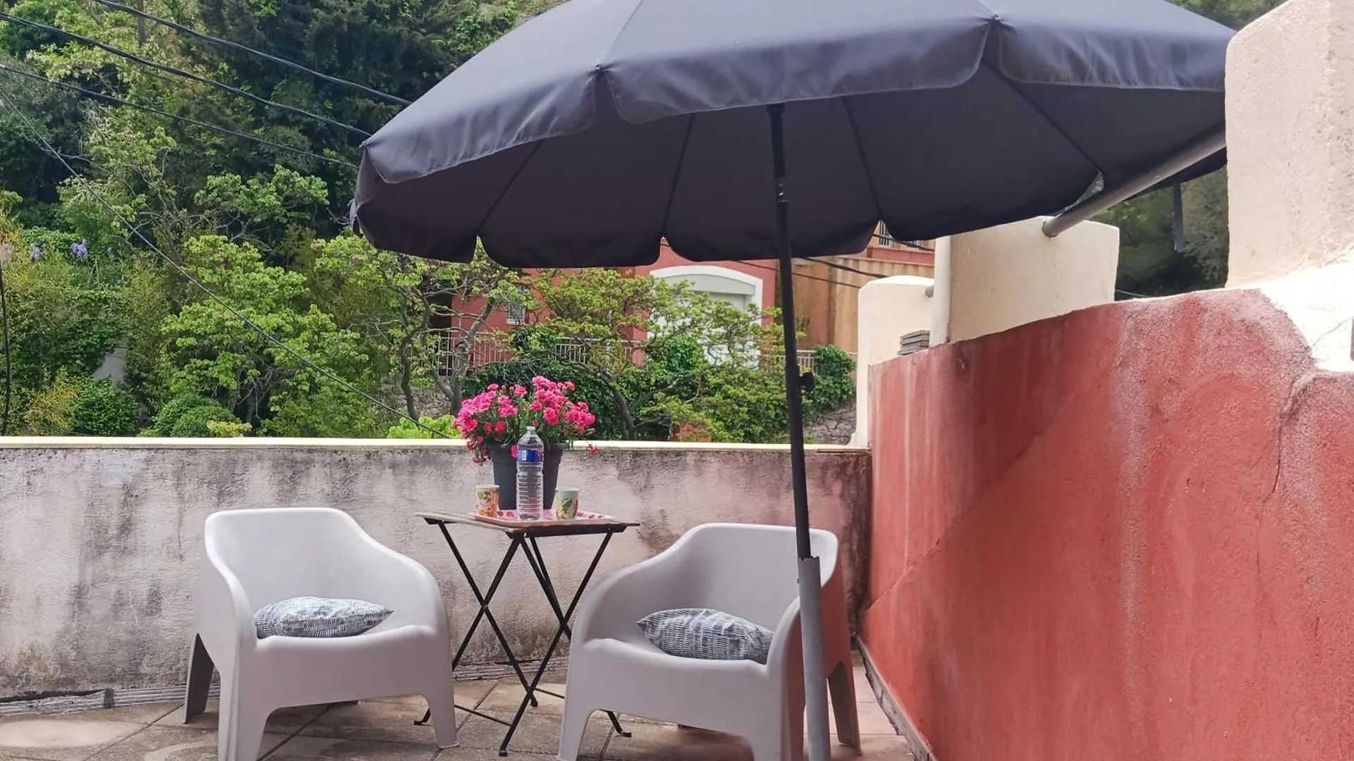 Grand Appartement Tout Confort, 2 Chambres, Clim, Grande Terrasse, Parking Privatif Gratuit, Au Calme Parc Des Calanques Marseille